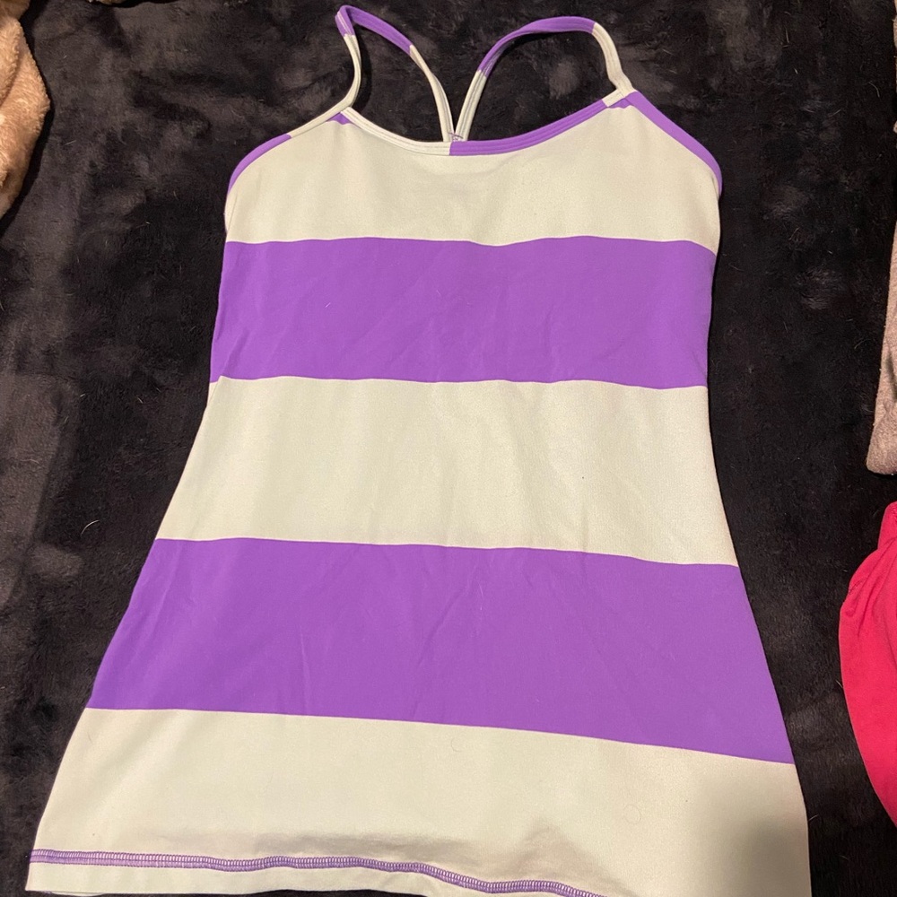 Lulu lemon tank new condition size 4